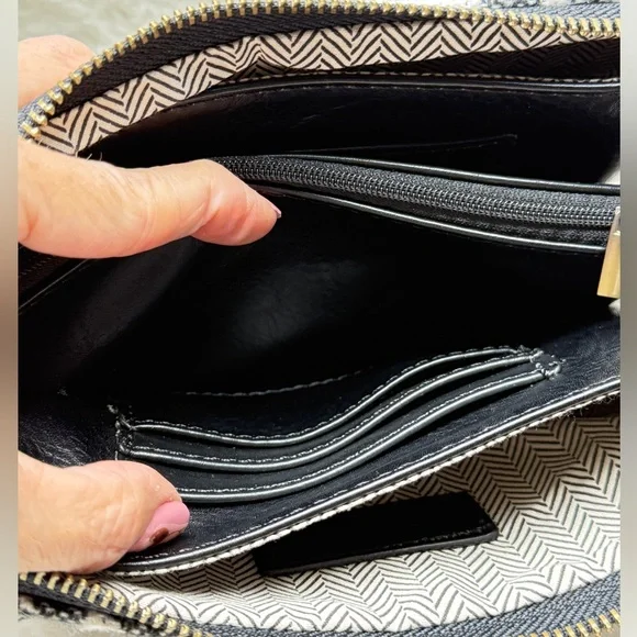 Jen & Co wristlet wallet, Crossbody Bag - Picture 6 of 14